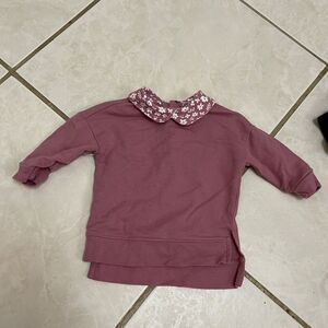 561. Carter's long sleeve size 6 months